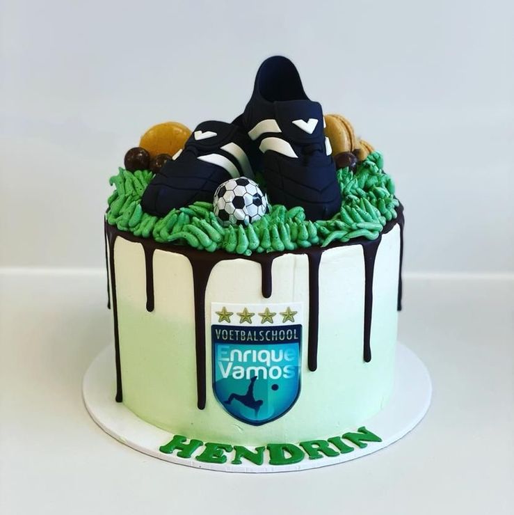 Voetbalschoen drip taart